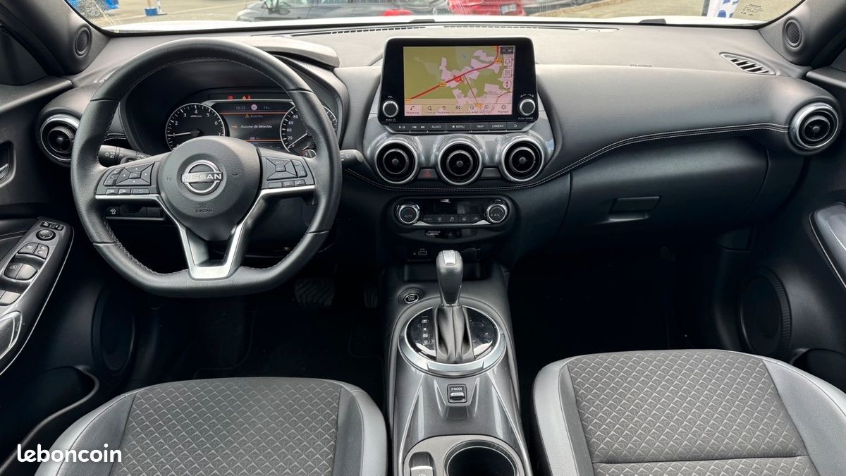 Nissan JUKE 1.0 DIG-T 114CH N-CONNECTA DCT7 2024 (image 13)