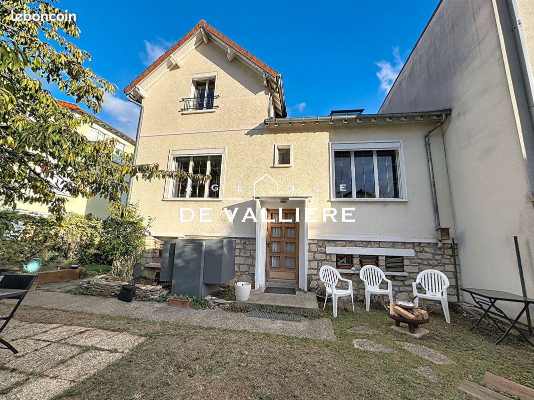 Maison 6 pièces 137 m² · à Rueil-Malmaison · 137 m² · 898 000 €