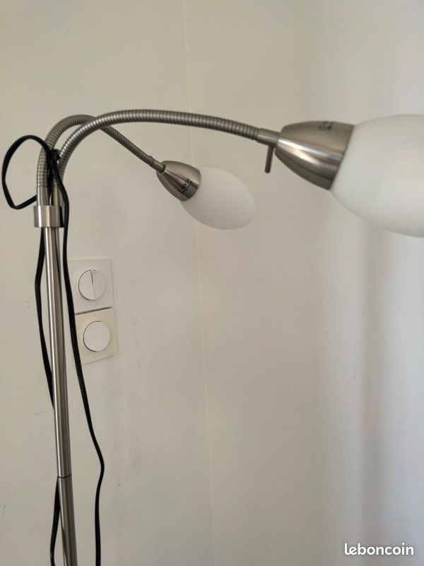 Lampadaire métal 2 têtes orientables (image 3)