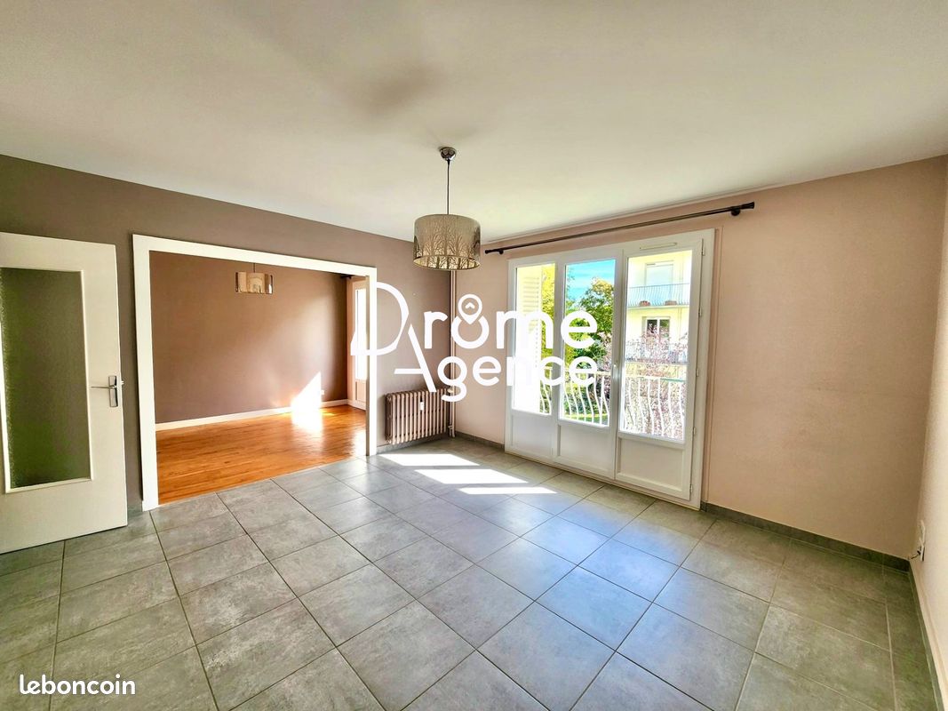 Appartement 3 pièces 74 m² · à Valence · 74 m² · 810 €/mois