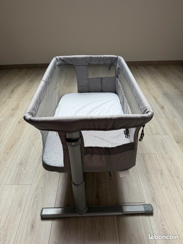 Cododo gris – Très bon état + 2 draps offerts (image 1)