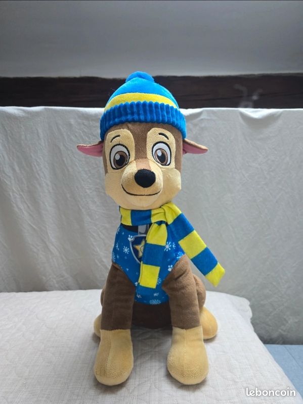Peluche Chase Pat Patrouille hauteur / Peluche Marcus Pat Patrouille hauteur 50cm (image 1)