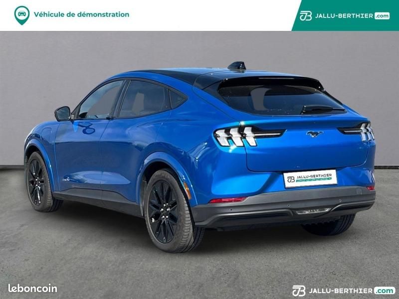 Ford Mustang Mach-E 276ch Extended Range 88kWh Premium Propulsion (image 3)