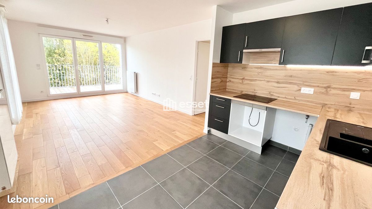 Appartement 3 pièces 66 m² · à Rueil-Malmaison · 66 m² · 1 572 €