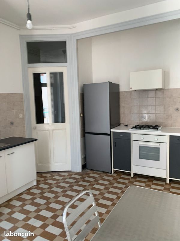 Appartement 1 pièce 45 m² · à Grenoble · 45 m² · 590 €