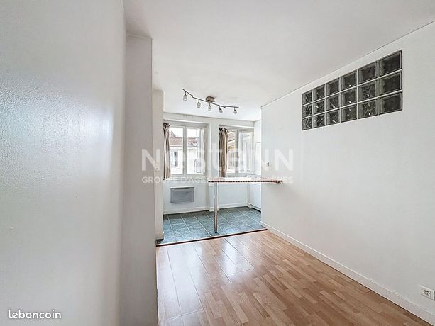 Appartement 1 pièce 30 m² — 2