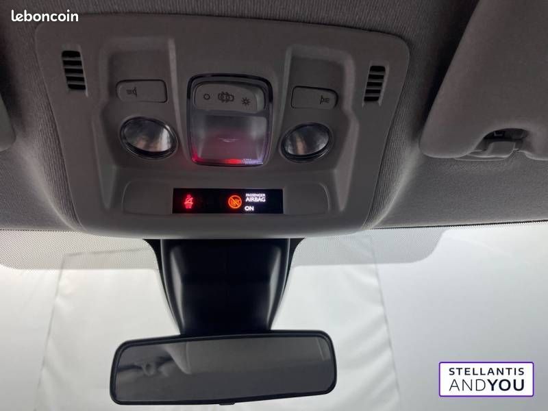 Citroën C3 PureTech 83 S&S BVM5 Shine (image 24)