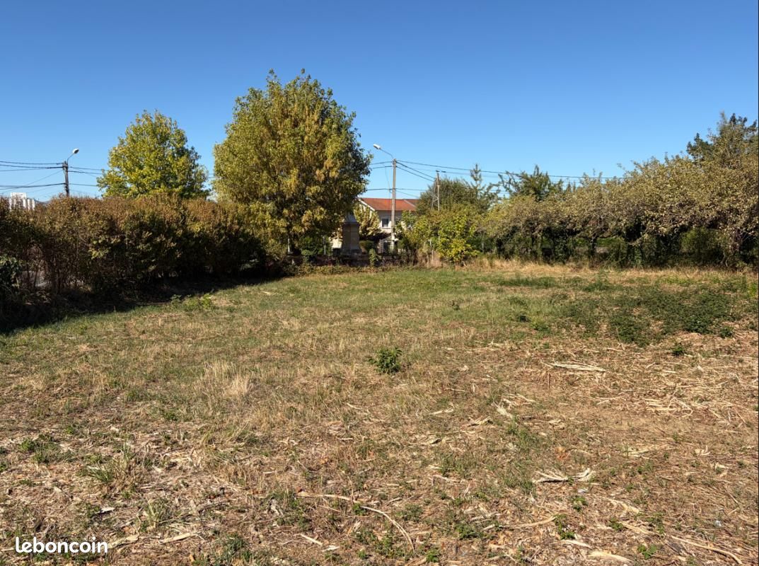 Maison 4 pièces 85 m² · à Jassans-Riottier · 85 m² · 281 142 €