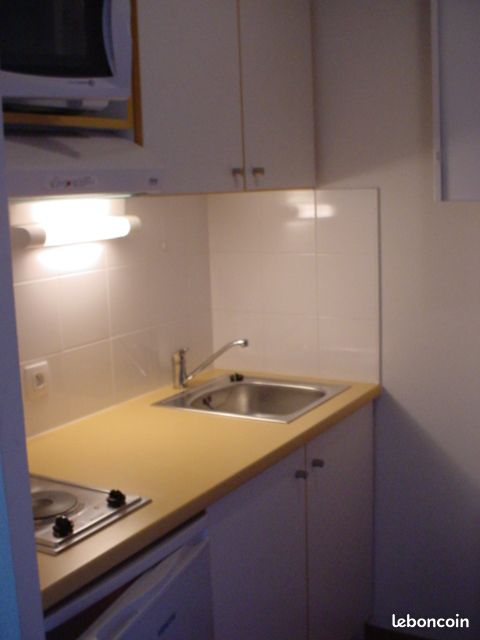 Studio 1 pièce 20 m² - Pessac 33600 (image principale 0)