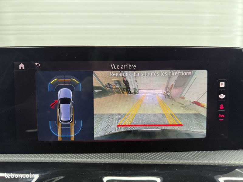 Mercedes CLASSE A 180 D 116CH AMG LINE 8G-DCT (image 14)