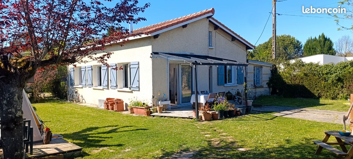 Maison 5 pièces 130 m² · à Saint-Sulpice-la-Pointe · 130 m² · 266 000 €