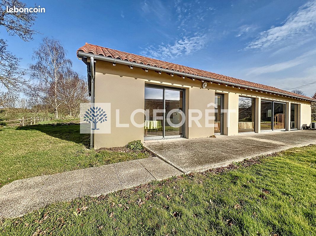 Propriété 4 pièces 175 m² - Parthenay 79200 (image principale 3)