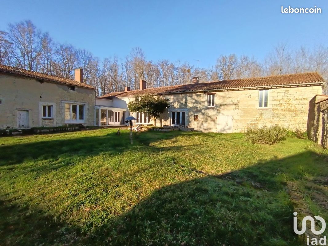 Ferme 10 pièces 285 m² - Monts-sur-Guesnes 86420 (image 3)