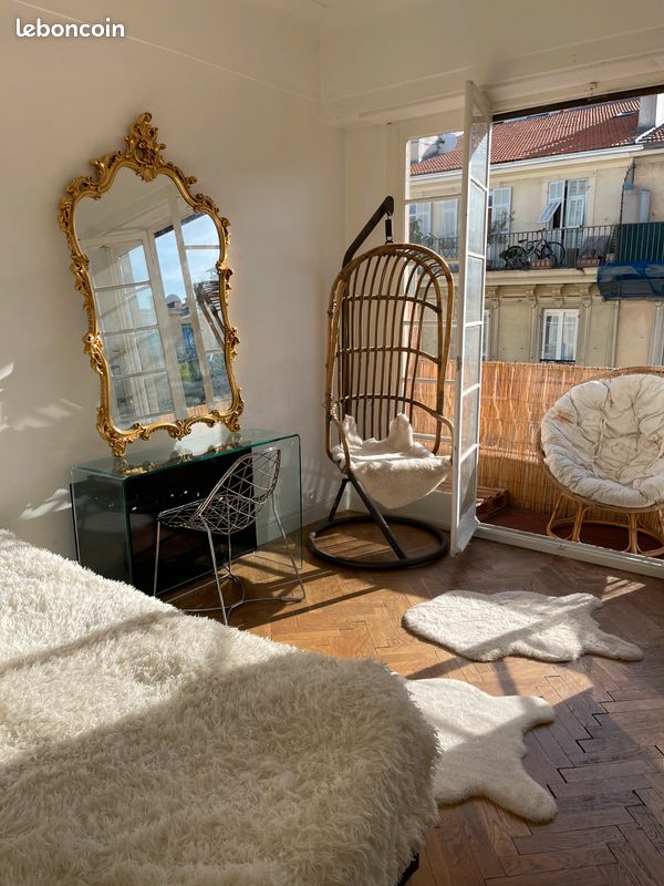 Grande chambre meublée avec grand balcon 60 (image 2)