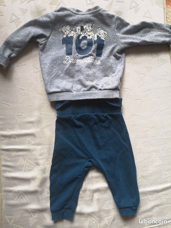 Ensemble Disney 101 Dalmatiens jogging et veste de survet 6 mois (image 3)