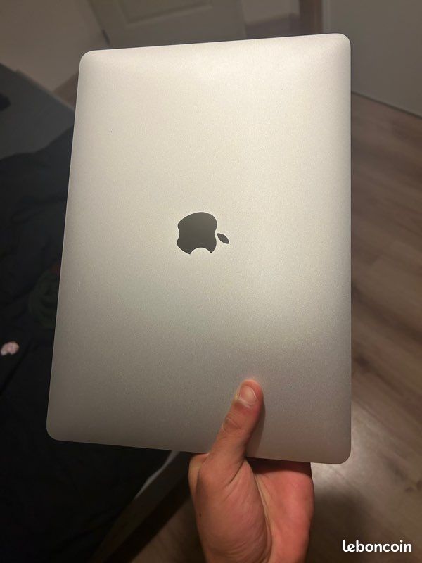 MACBOOK Air M1 2020 (acheté en 2022) (image 6)