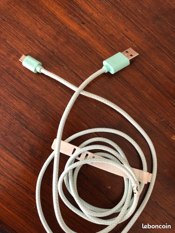 Chargeur smartphone (image 1)