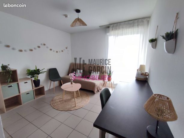 Studio 1 pièce 20 m²