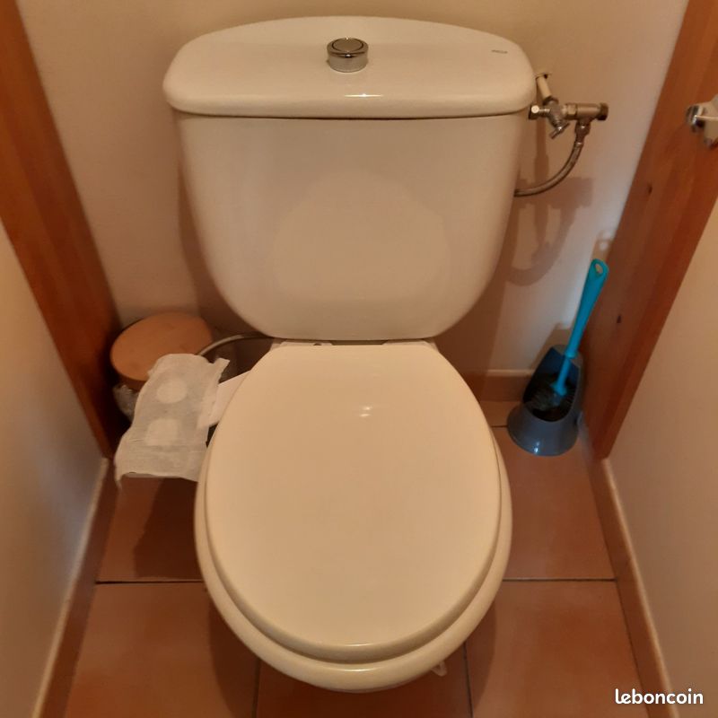 WC à vendre (image 1)