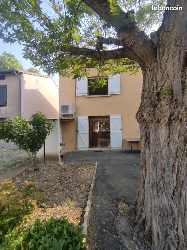 Maison 3 pièces 66 m² · à Montgey · 66 m² · 568 €