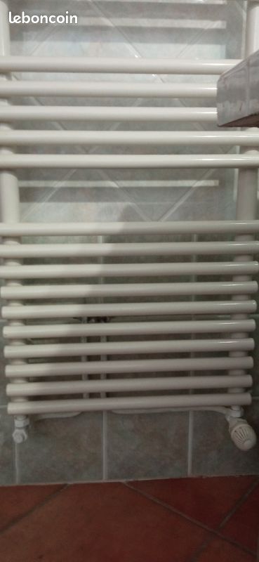 Radiateur a eau ACOVA sèche serviette (image 2)