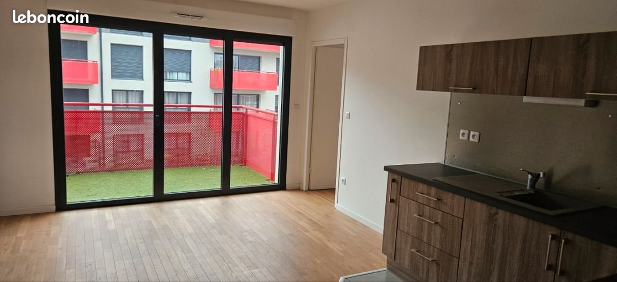Appartement 2 pièces 42 m² · à Valenciennes · 42 m² · 566 €