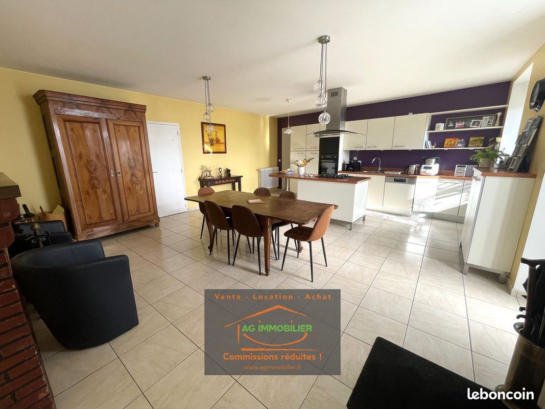 Propriété 8 pièces 235 m² (image 5)