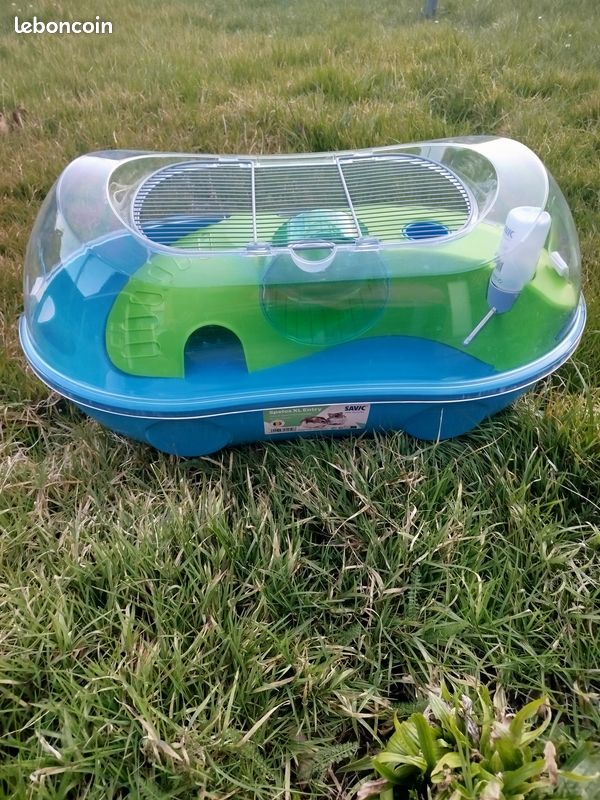 Vend cage pour hamster (image 1)