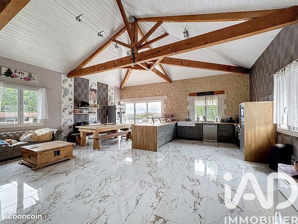 Maison 5 pièces 147 m²