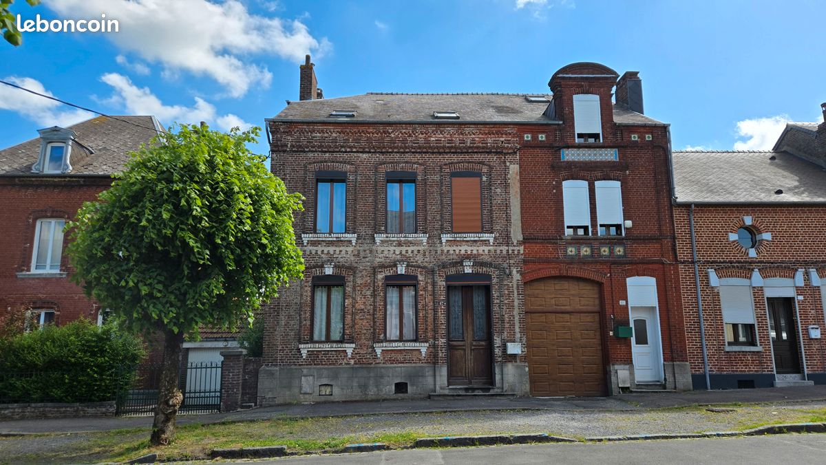 Maison 8 pièces 186 m² · à Hirson · 186 m² · 107 000 €