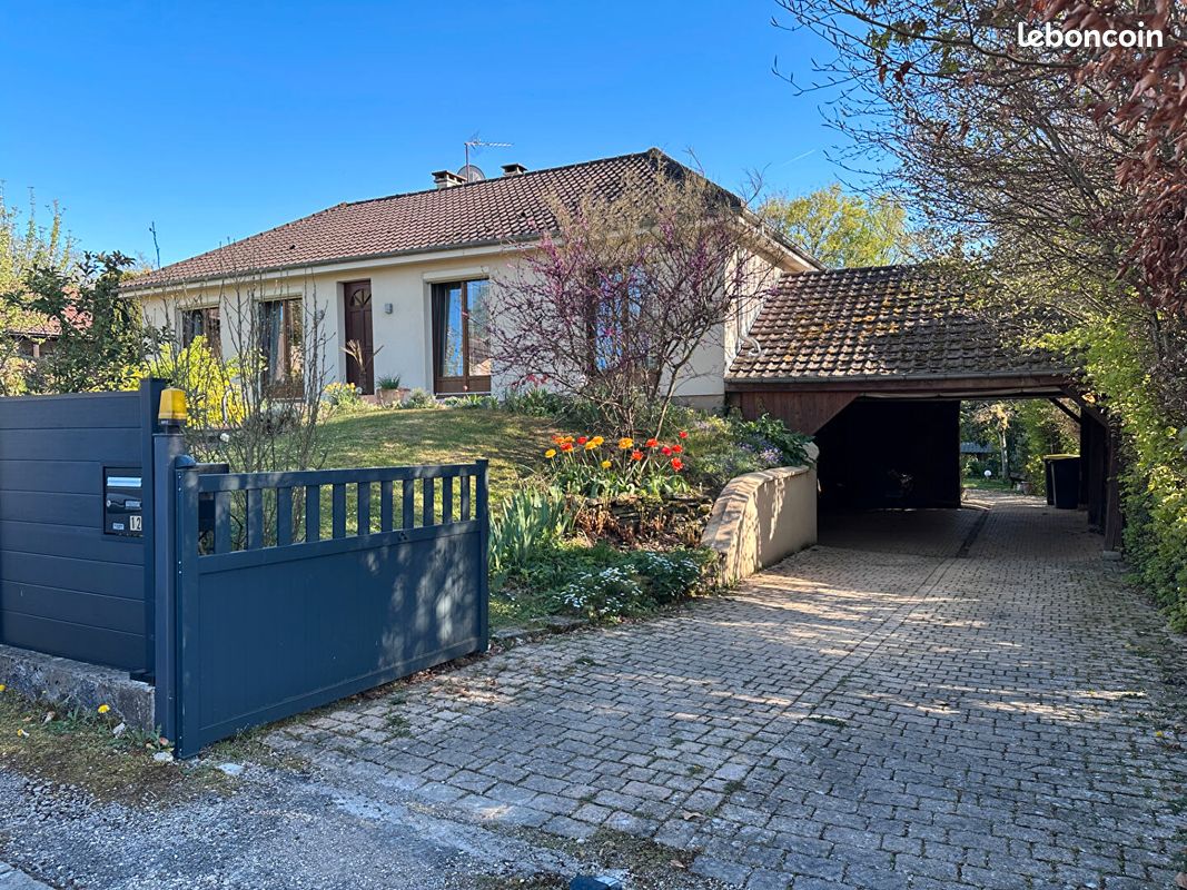 Maison 6 pièces 110 m² · à Belleneuve · 110 m² · 329 000 €