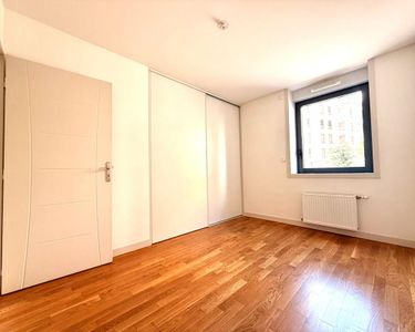 Appartement 285 000 € - 63 m²