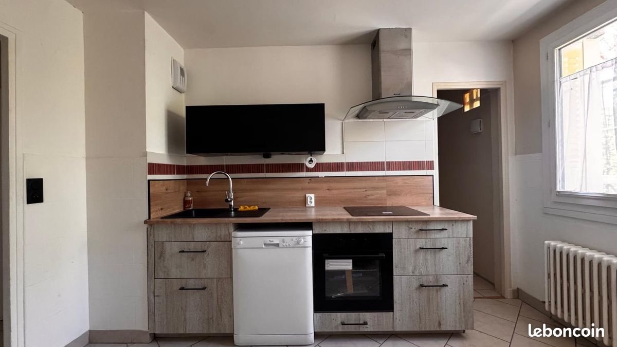 Appartement 2 pièces 71 m² · à Tassin-la-Demi-Lune · 71 m² · 1 070 €