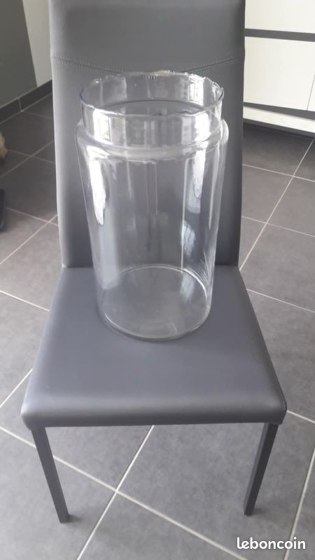 Grand vase de sol cylindrique en verre épais et transparent Hauteur 45 cm (image 1)