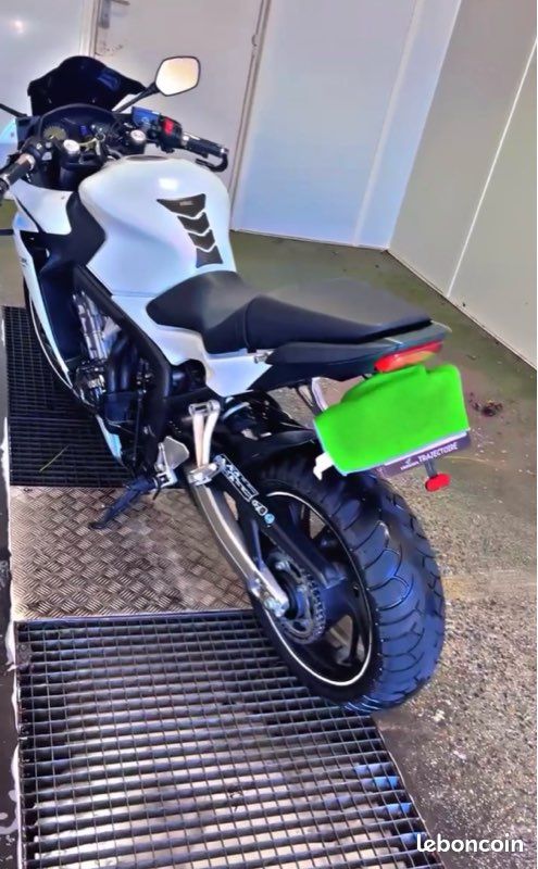 Honda cbr 650 f (image 2)