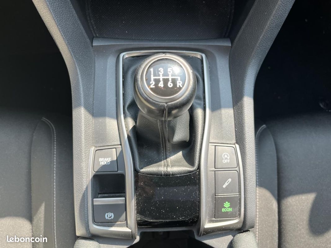 HONDA CIVIC 1.0 i-VTEC 126ch Exclusive (image 12)