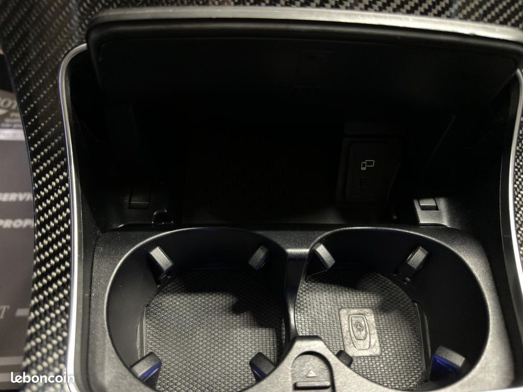 MERCEDES-BENZ GLC COUPE 2.0 300 D 245 AMG LINE 9G-Tronic (image 29)