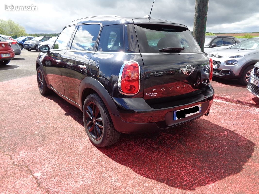 Mini MINI COUNTRYMAN 1.6 D 112CH COOPER BV6 (image 4)