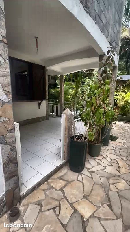 Appartement 2 pièces 66 m² · à Baie-Mahault · 66 m² · 650 €