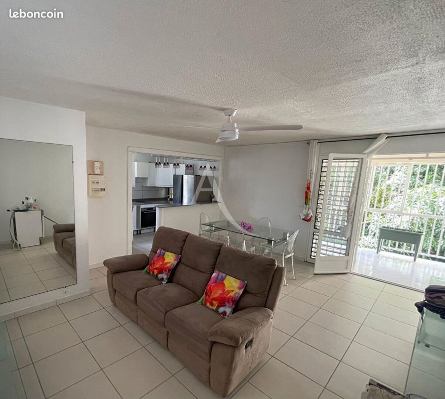 Appartement 2 pièces 46 m² · à Fort-de-France · 46 m² · 980 €/mois
