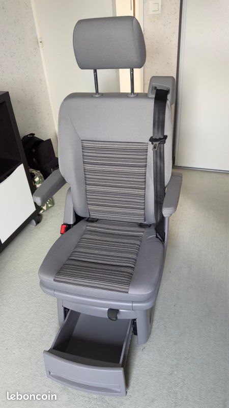Siège supplémentaire California Volkswagen T5 T6 (image 1)