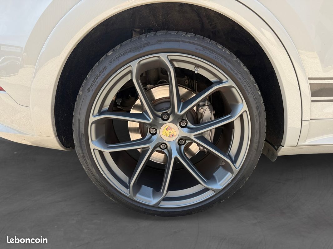 PORSCHE CAYENNE 3.0 V6 E-HYBRID COUPE PLATINIUM EDITION 462Ch Garantie 12 mois (image 20)
