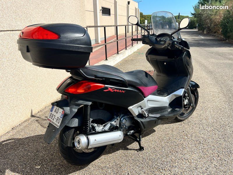 2010 Yamaha Xmax Xmax 250 Usato 2010 Yamaha X-Max 250 2010 Moto E