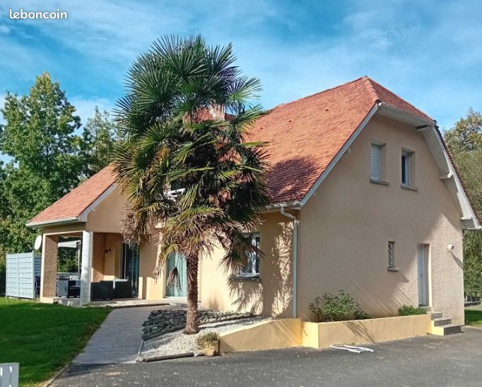 Maison 5 pièces 140 m² · à Jurançon · 140 m² · 1 700 €/mois