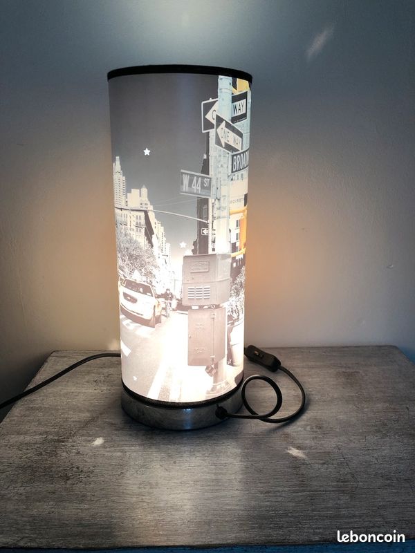 Lampe de chevet New York (image 2)