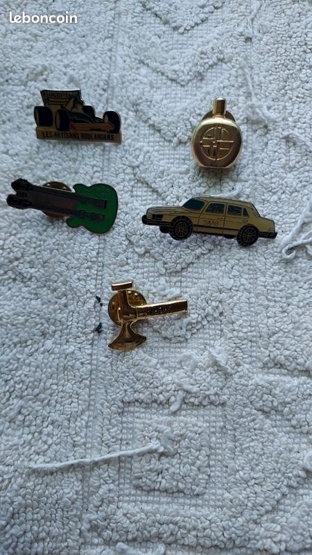 Pin's lot (image 1)