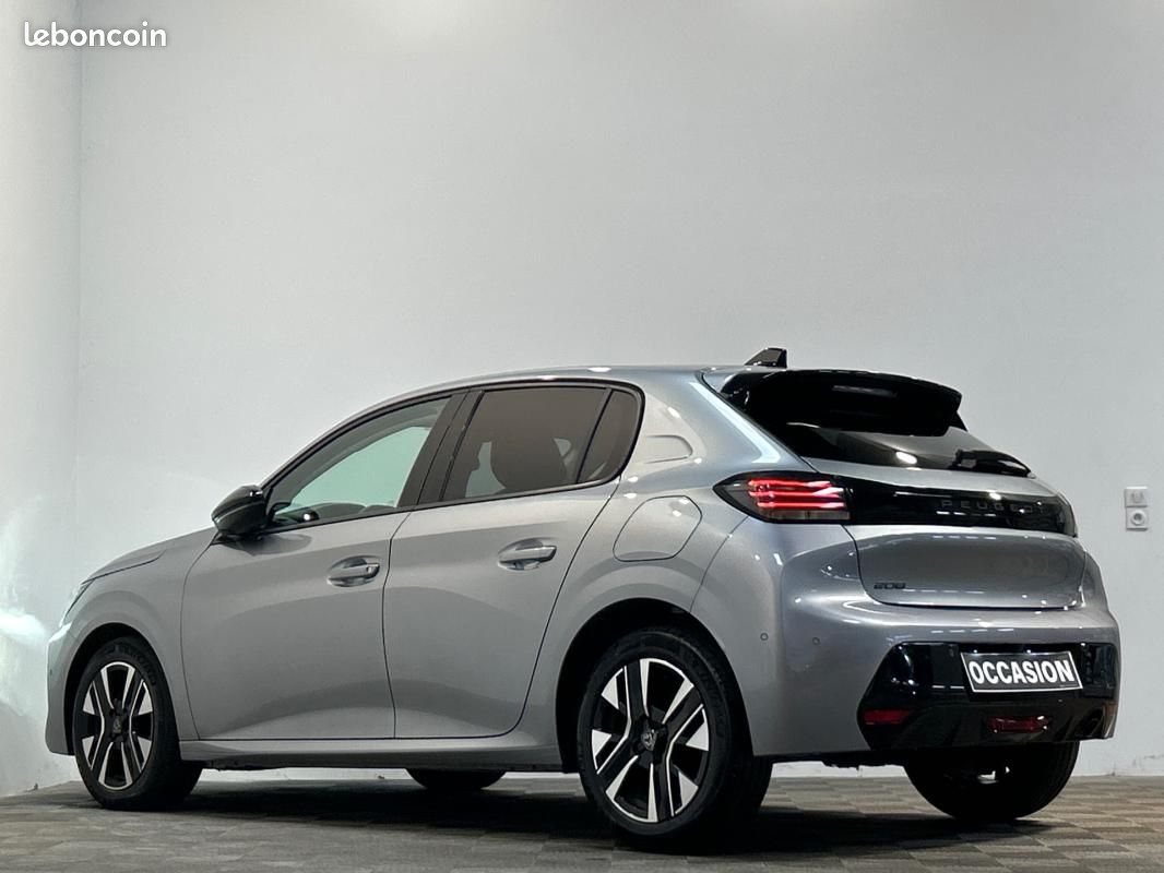 Peugeot 208 ALLURE PURETECH 100 S&S BVM6 (image 4)