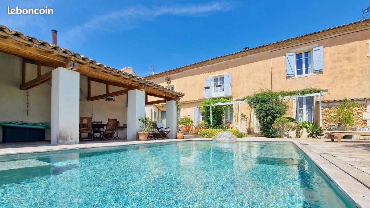 Maison 5 pièces 210 m² · à Vauvert · 210 m² · 790 000 €