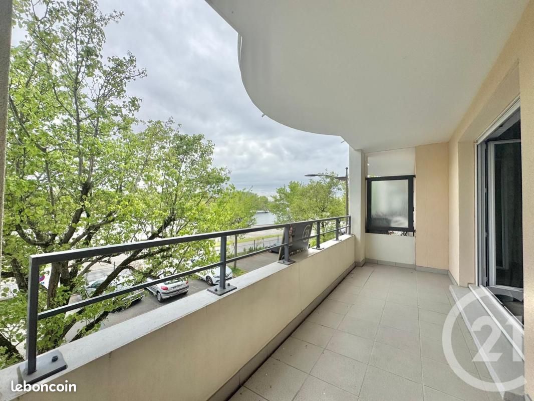 Appartement 3 pièces 64 m² · à Viry-Châtillon · 64 m² · 210 000 €