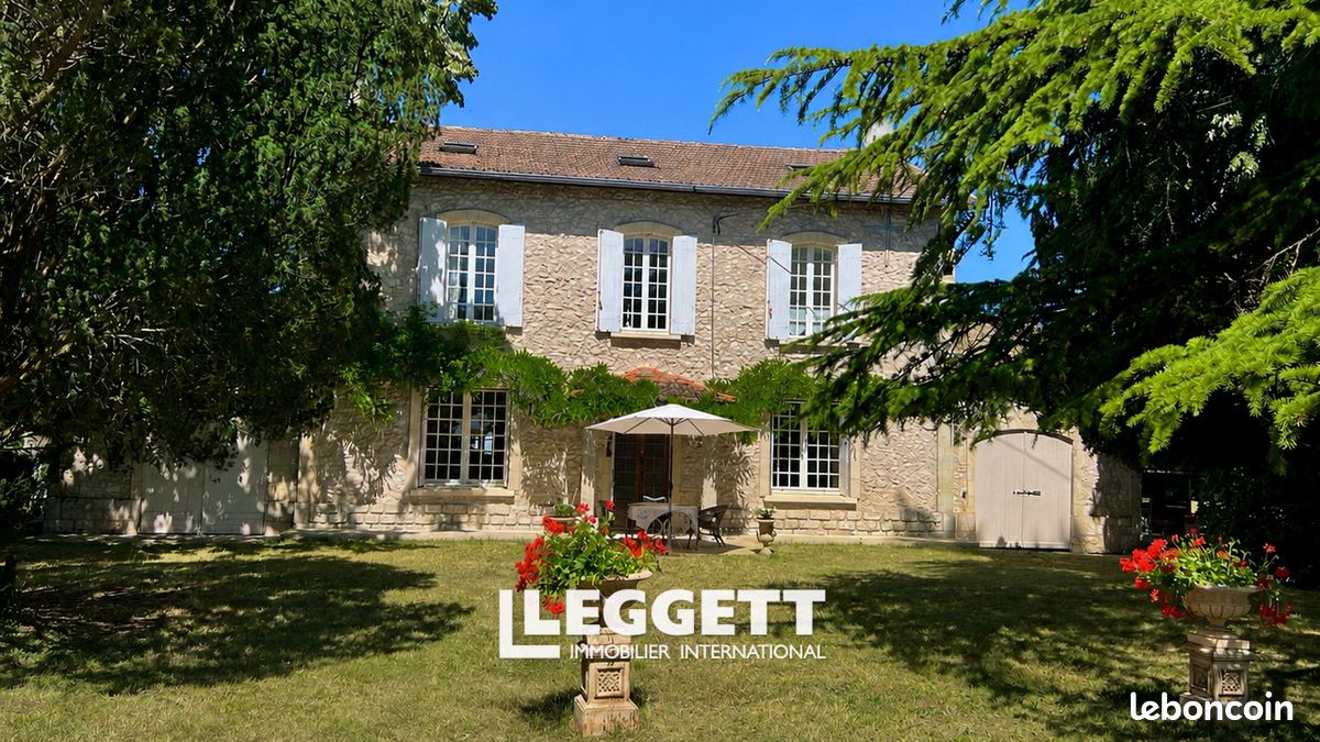 Maison 5 pièces 250 m² · à Eymet · 250 m² · 599 500 €